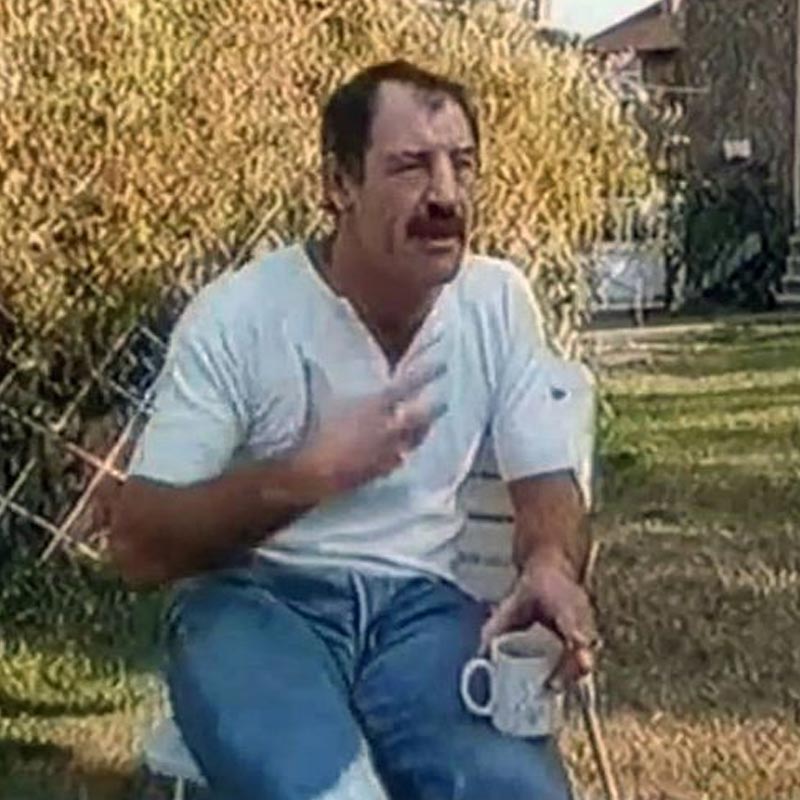 মদ্যপানের পাশাপাশি নিজের এলাকার মারপিট, ঝামেলা করেও কুখ্যাতি কামিয়েছিলেন পল। তা নিয়ে বার বার থানাপুলিশও হত। তবে বক্সার হিসাবে তাঁর প্রতিভা নিয়ে প্রশ্ন ছিল না। বিশালদেহী হওয়া সত্ত্বেও রিংয়ে দ্রুত নড়াচড়ায় পটু ছিলেন পল। 