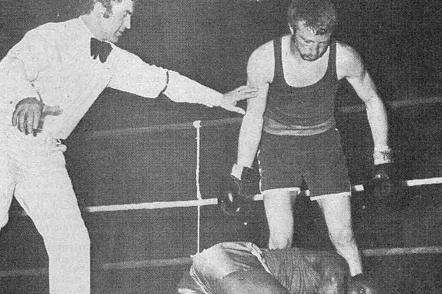 যদিও বছর দুয়েকের মধ্যেই পলের বক্সিং কেরিয়ার শেষ হয়ে  গিয়েছিল। ওই স্বল্প সময়েই ১০টির মধ্যে ৬টি জয় পেয়েছিলেন পল। তবে ৩টি লড়াইয়ে হার এবং ১টি ড্র করেছিলেন।