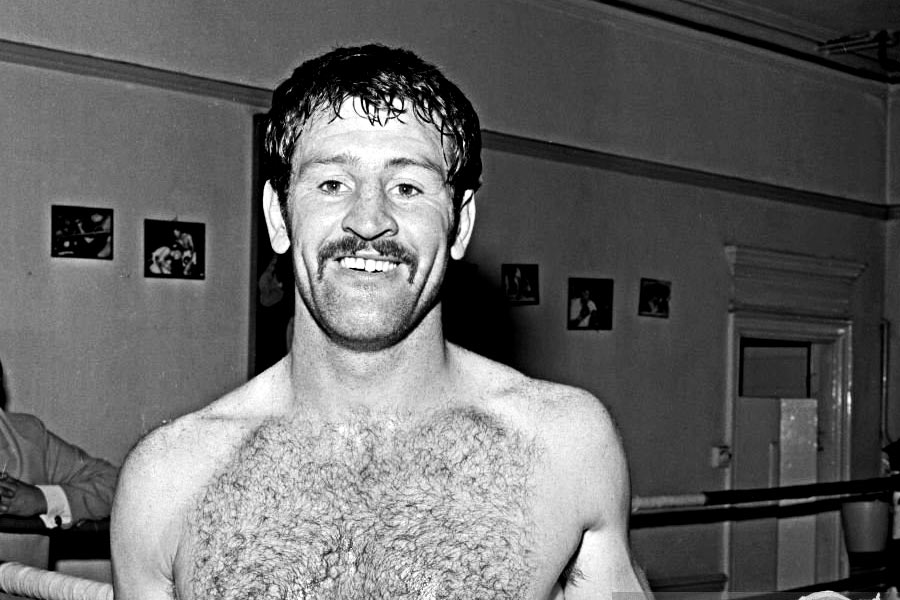 জেলবন্দি অবস্থায় নিজের জীবন নিয়ে ‘সুইট অ্যাগোনি’ নামে একটি বহুল প্রশংসিত বই লিখেছিলেন পল। ২০১৯ সালে তাঁর জীবন নিয়ে একটি সিনেমা তৈরিতে হাত দিয়েছিলেন ব্রিটিশ নির্মাতা সংস্থা ‘ওয়েস্টার্ন এ়জ় পিকচার্স’। তাতে পলের ভূমিকায় নামতে পারেন ‘এমারেল্ড’ সিরিজ়ের অভিনেতা মাইকেল পার। তবে অতিমারি পর্বে তার নির্মাণ ব্যাহত হয়েছে। 