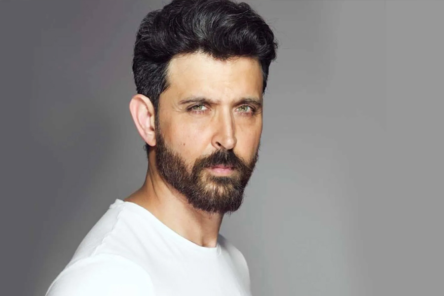 শেখরের ‘তারা রম পম’ ছবির মাধ্যমেই বড় পর্দায় পা রাখতেন রাকেশ রোশনের পুত্র হৃতিক। প্রীতির বিপরীতে অভিনয় করতে দেখা যেত হৃতিককে। কিন্তু ছবির কাজ শুরু না হওয়ায় হৃতিক অভিনয়ের প্রথম সুযোগ হারান।