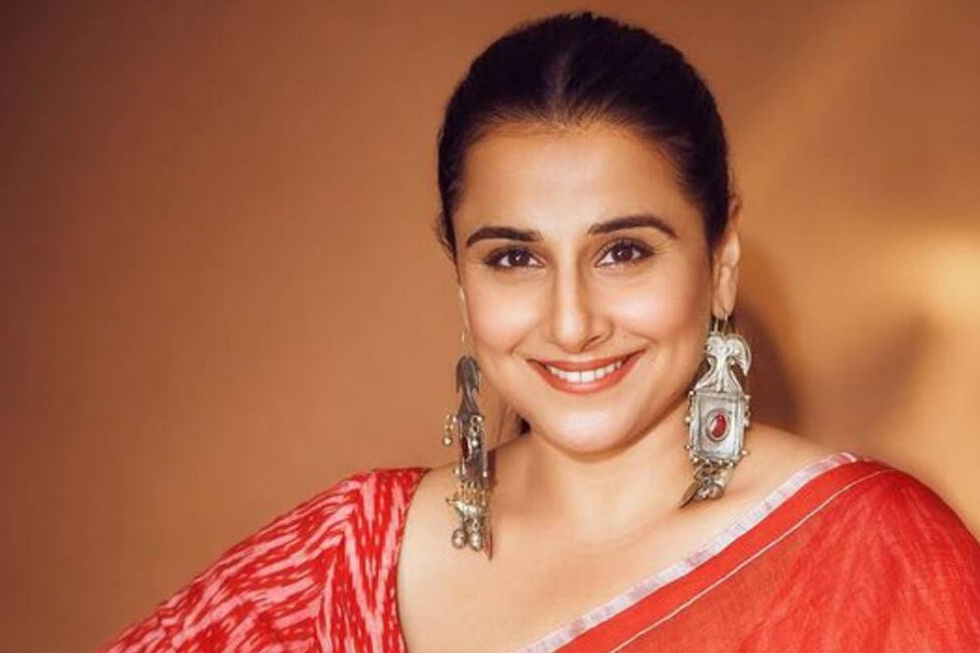 বিদ্যা প্রথম অভিনয় করেছিলেন একটি বাংলা ছবিতে। ২০০৩ সালে গৌতম হালদারের পরিচালনায় মুক্তি পায় ‘ভাল থেকো’ ছবিটি। এই ছবিতে বিদ্যাকে প্রথম অভিনয় করতে দেখা যায়।