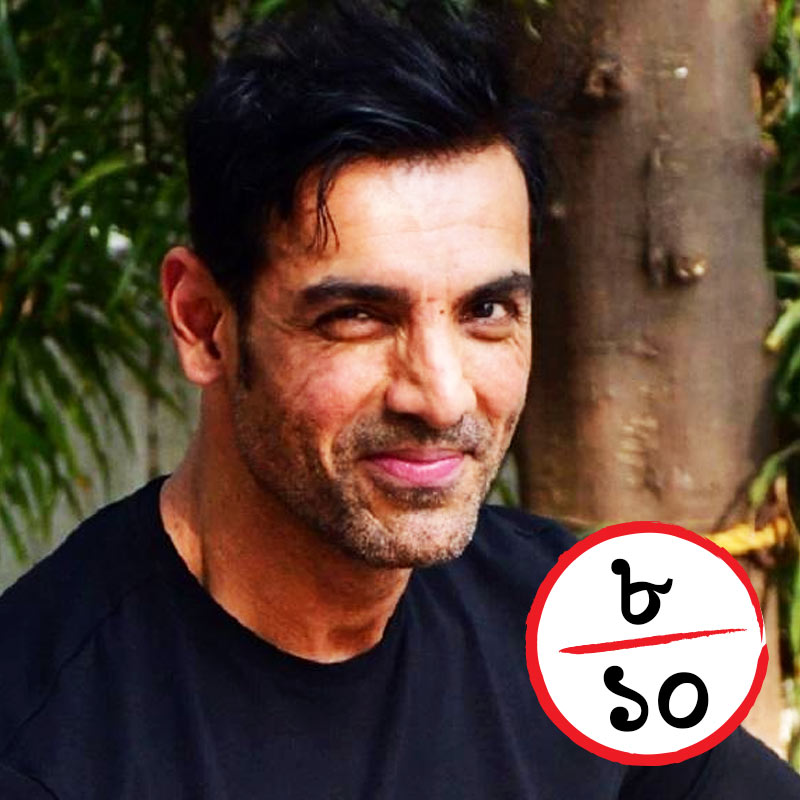 খলনায়কের চরিত্রে রয়েছেন জন আব্রাহাম। এই ধরনের চরিত্র যেন অভিনেতার কাছে জলভাত। ‘পাঠান’ ছবিতে এক লাইনের সংলাপেও তিনি দর্শকের হাততালি কুড়িয়েছেন। জনকে এই ছবিতে বাইক চালাতে দেখে দর্শকের মনে ‘ধুম’ ছবির উত্তেজনা উঁকি মারতে বাধ্য। দশের মধ্যে আট দেওয়া যায় জনকে।