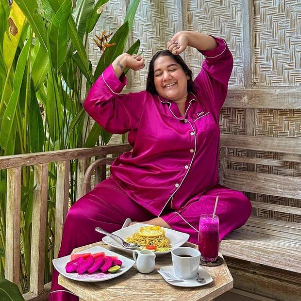 স্থূল চেহারা নিয়ে এখন খুশি তানভি। তবে প্রথমে এই চেহারার কারণেই তাঁর রাতের ঘুম উড়েছিল। ওজন কমাতে অনেক কসরতও শুরু করেছিলেন তিনি। তাতে তাঁর ওজন কমেওছিল। কিন্তু শরীর ভেঙে গিয়েছিল। সেই কাহিনি শুনিয়েছেন তানভি।