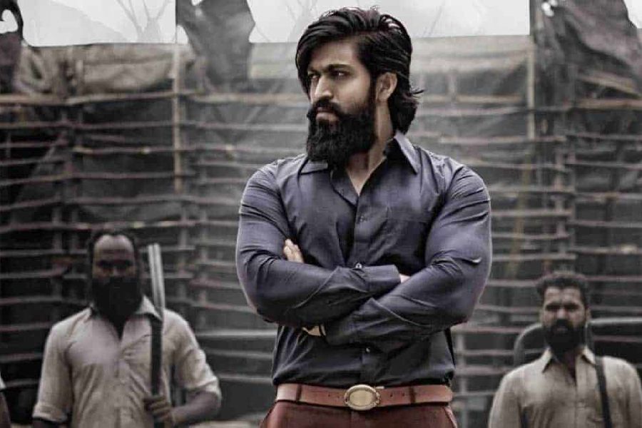 ‘পাঠান’ অগ্রিম বুকিংয়ের নিরিখেও টেক্কা দিতে পেরেছিল ‘কেজিএফ টু’-কে।