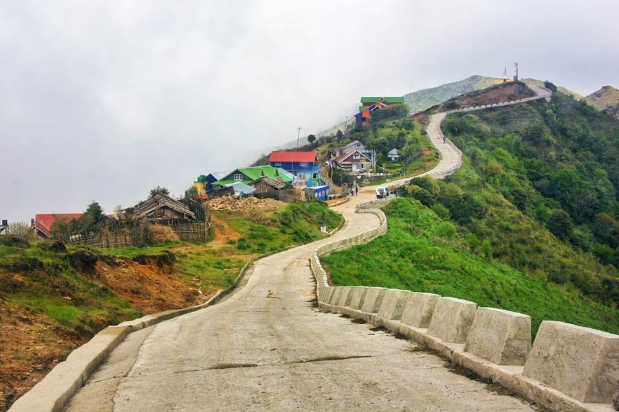 পূর্ব নেপালের ইলাম জেলার পাহাড়ি গ্রাম টুমলিং।