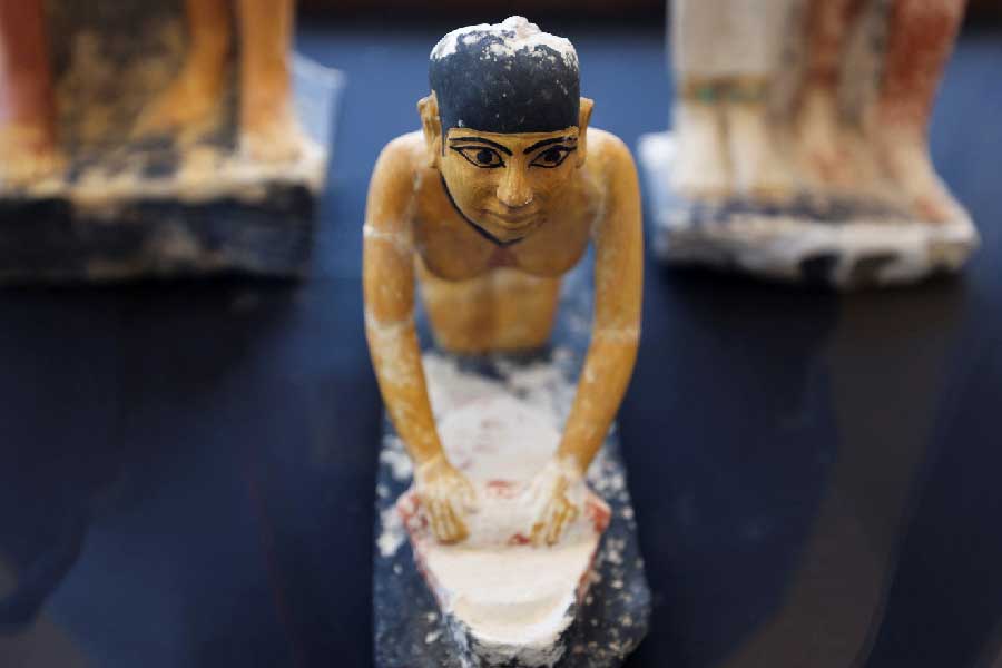 সমাধিটি পাওয়া গিয়েছে মিশরের রাজধানী কায়রোর দক্ষিণে সাক্কারা বলে একটি জায়গায়। প্রায় ১৫ মিটার মাটি খুঁড়ে সমাধিক্ষেত্র এবং মমিটির সন্ধান পান প্রত্নতত্ত্ববিদরা।