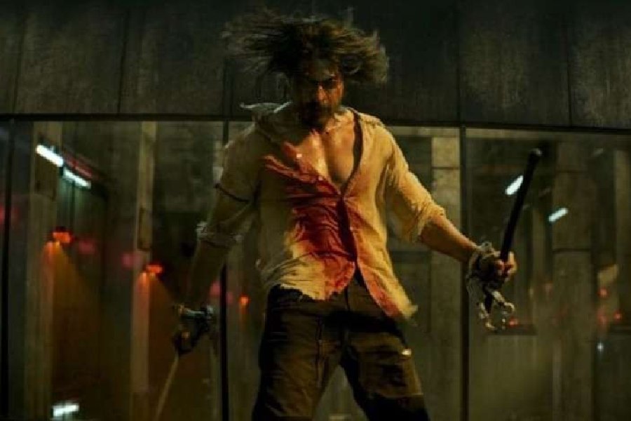 A photograph of Shah Rukh Khan in Pathaan movie.