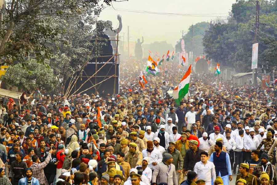 অভিযোগের প্রেক্ষিতে রাহুলের নিরাপত্তার দায়িত্বে থাকা সিআরপিএফ জানায়, রাহুলই ১১২ বার নিরাপত্তাবিধি লঙ্ঘন করেছেন। তাদের তরফে কোনও বিচ্যুতি নেই।