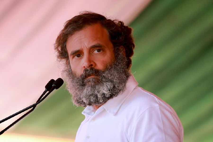 গুজরাত এবং হিমাচলে ভোট থাকা সত্ত্বেও কেন ভোটের আগে রাজ্য দু’টির ভিতর দিয়ে পদযাত্রা হল না, তা নিয়ে প্রশ্ন উঠলে কংগ্রেস জানায় অল্প সময়ে এত গুলো জায়গায় সম্ভব নয়।