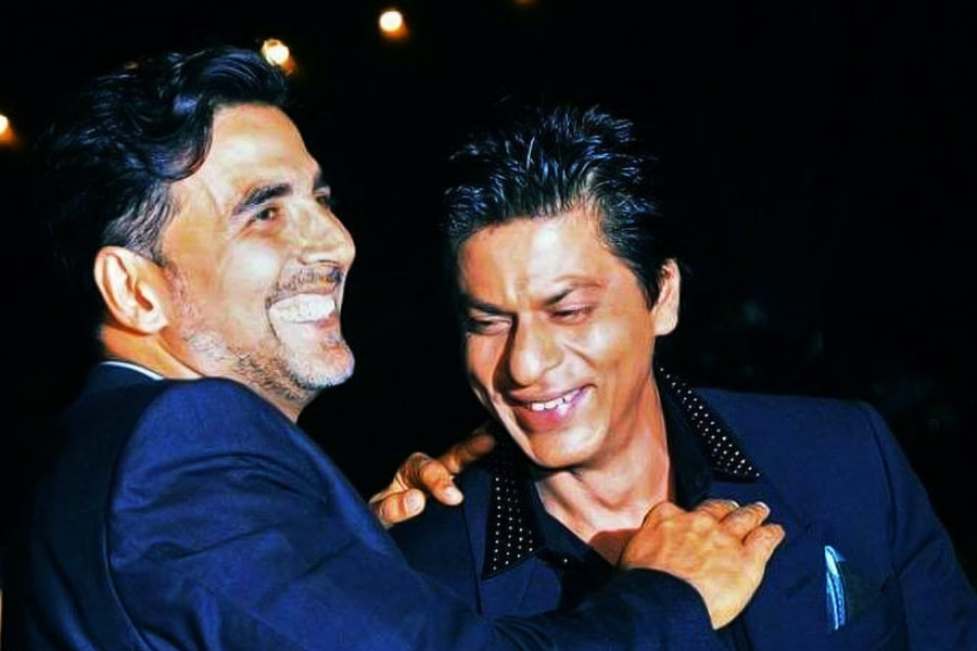 Shah Rukh Khan and Akshay Kumar together