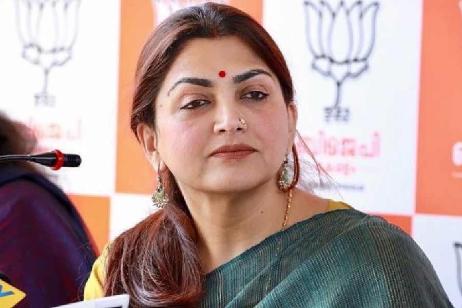 BJP leader and actress Khushbu Sundar reacts as air india failed to provide her with a wheel chair. 
