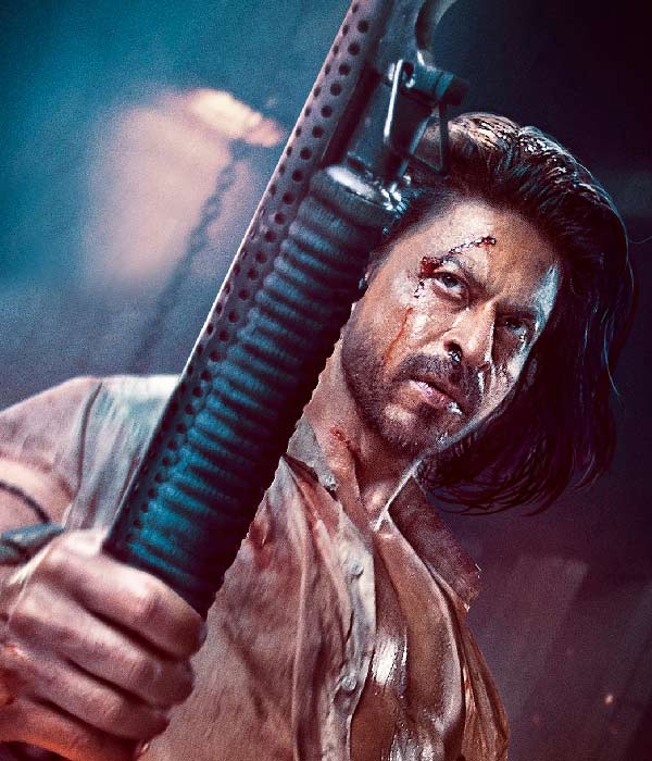 A photograph of Shah Rukh Khan in Pathaan movie.
