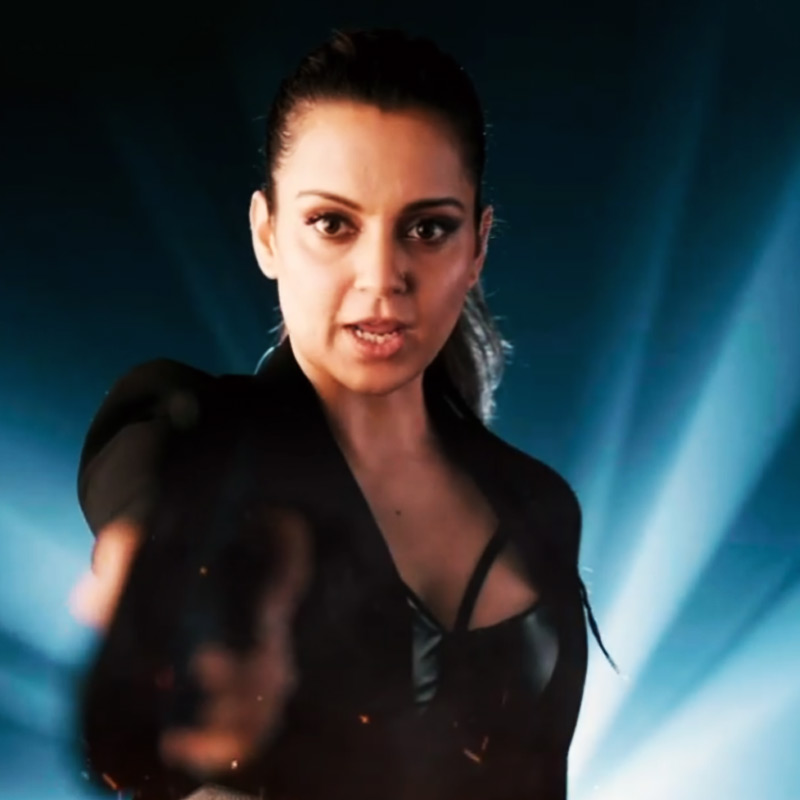 কঙ্গনার প্রশ্ন, ‘‘টাকা তো অনেকেই উপার্জন করেন। কিন্তু টাকা ওড়াতে কত জনকে দেখেছেন?’’