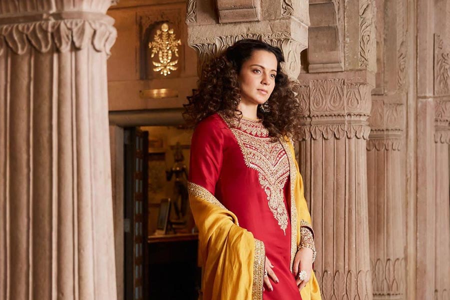 কঙ্গনা টুইট করে লিখেছেন, ‘‘বক্স অফিসে পাঠান যতই সফল হোক না কেন, দিনের শেষে শুধুমাত্র একটি নামই রয়ে যাবে— জয় শ্রী রাম।’’