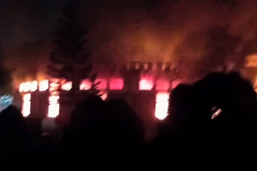 Image of fire incident in Kgp IIT campus