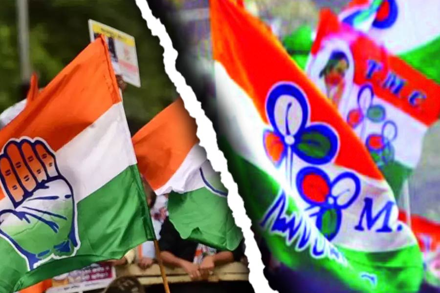 Congress Candidate’s wife allegedly beaten by TMC