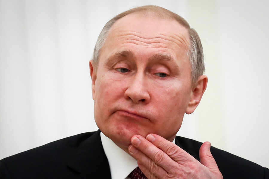 যদিও কিসের ভিত্তিতে এই পরিসংখ্যান দিয়েছেন জ়েলেনস্কি, সে তথ্য খোলসা করেননি তিনি। ইউক্রেনীয় প্রেসিডেন্টের দাবিতে কতটা সত্যাসত্য রয়েছে? তা খতিয়ে দেখা সম্ভব হয়নি বলে জানিয়েছে আমেরিকার সংবাদমাধ্যম সিএনএন।