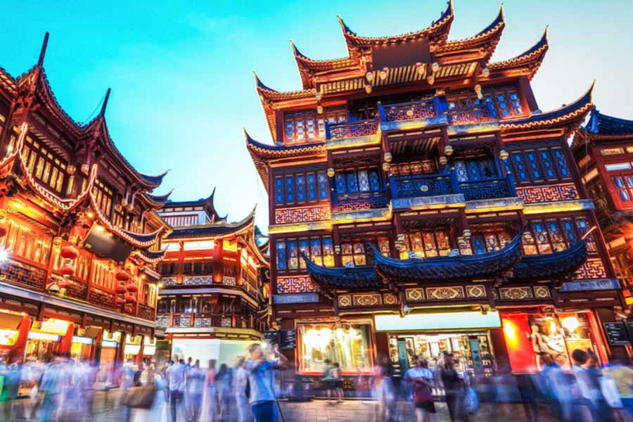 China is selling dollars offshore to save yuan