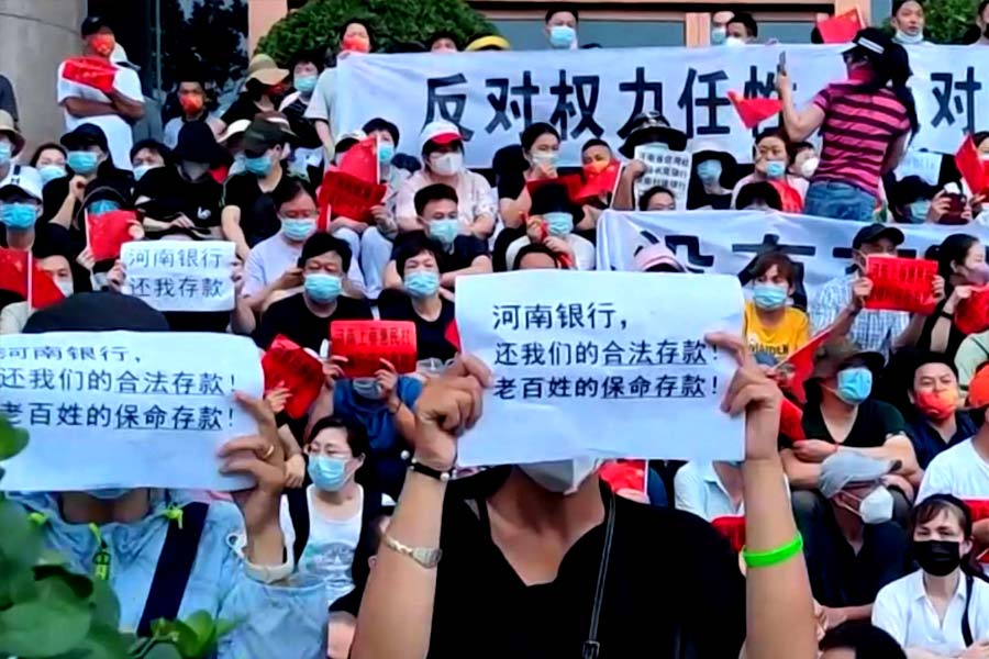 China is selling dollars offshore to save yuan