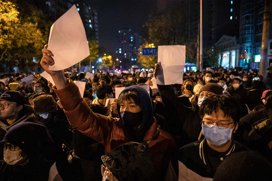 China is selling dollars offshore to save yuan