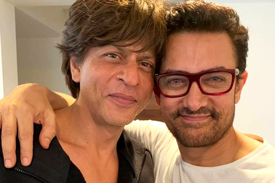 Bollywood actor Shah Rukh Khan rejected four films those made Aamir Khan's career
