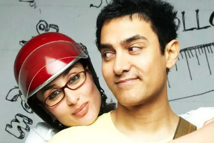 Bollywood actor Shah Rukh Khan rejected four films those made Aamir Khan's career