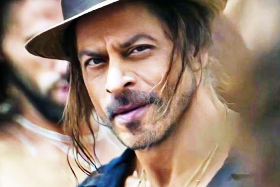 Bollywood actor Shah Rukh Khan rejected four films those made Aamir Khan's career