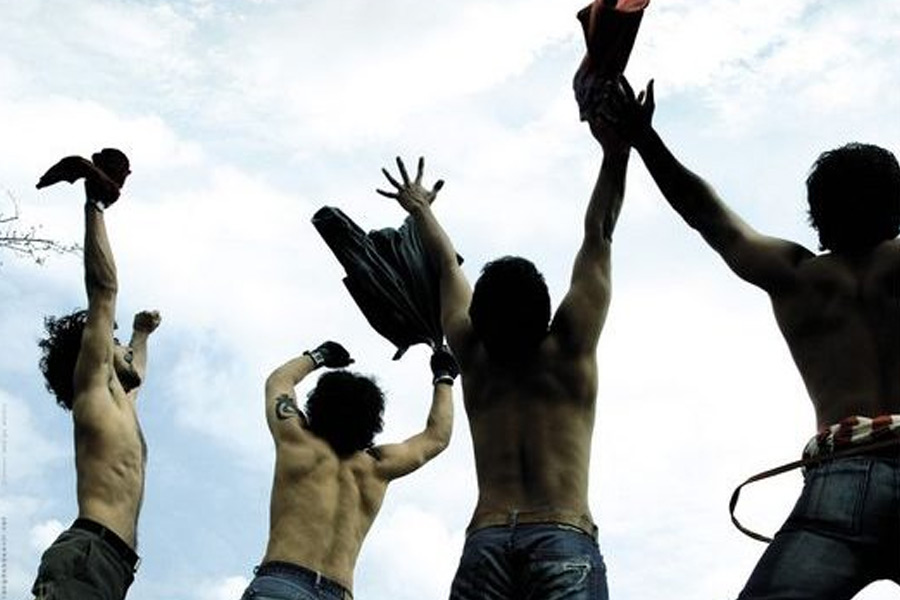 Bollywood actor Shah Rukh Khan rejected four films those made Aamir Khan's career