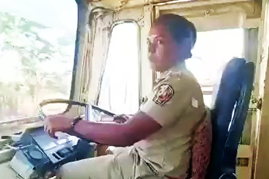 image of archana atram 