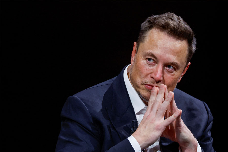 image of elon mask 