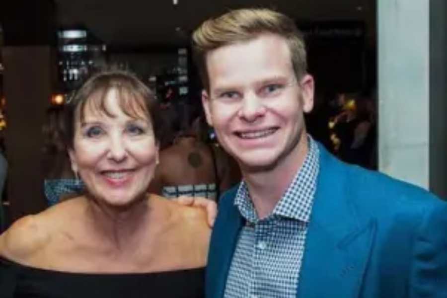 Steve Smith with his mother