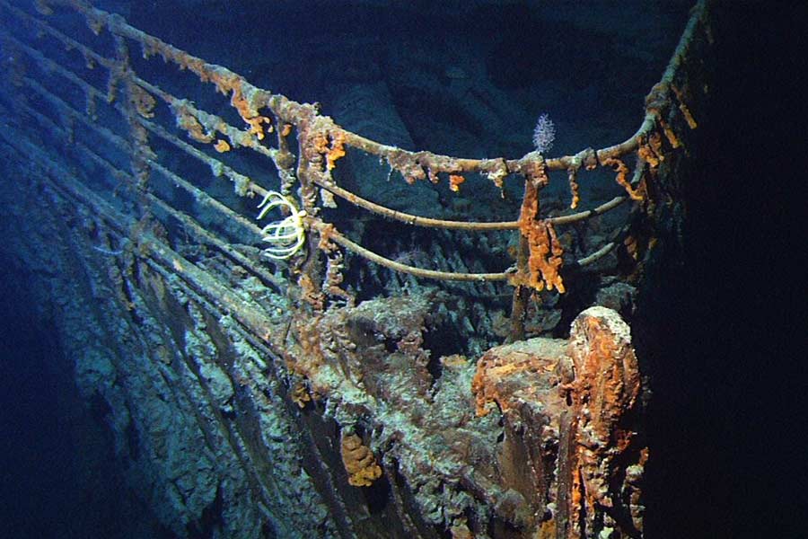 Image of Titanic wreckage