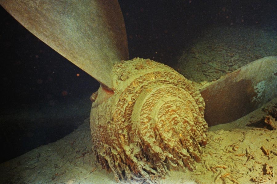 Image of titanic wreckage