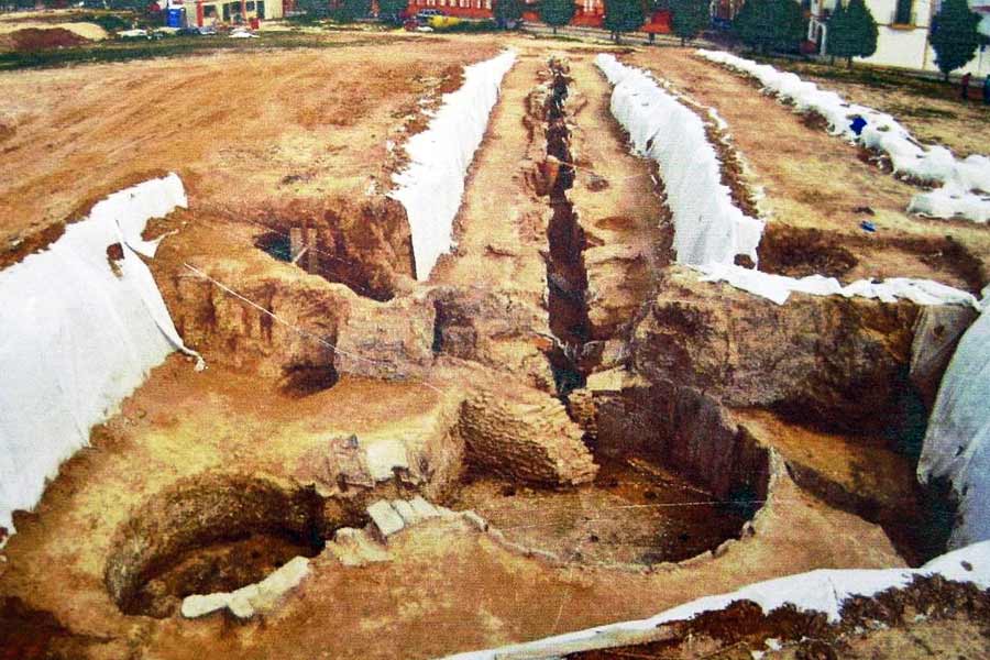 image of excavation site 