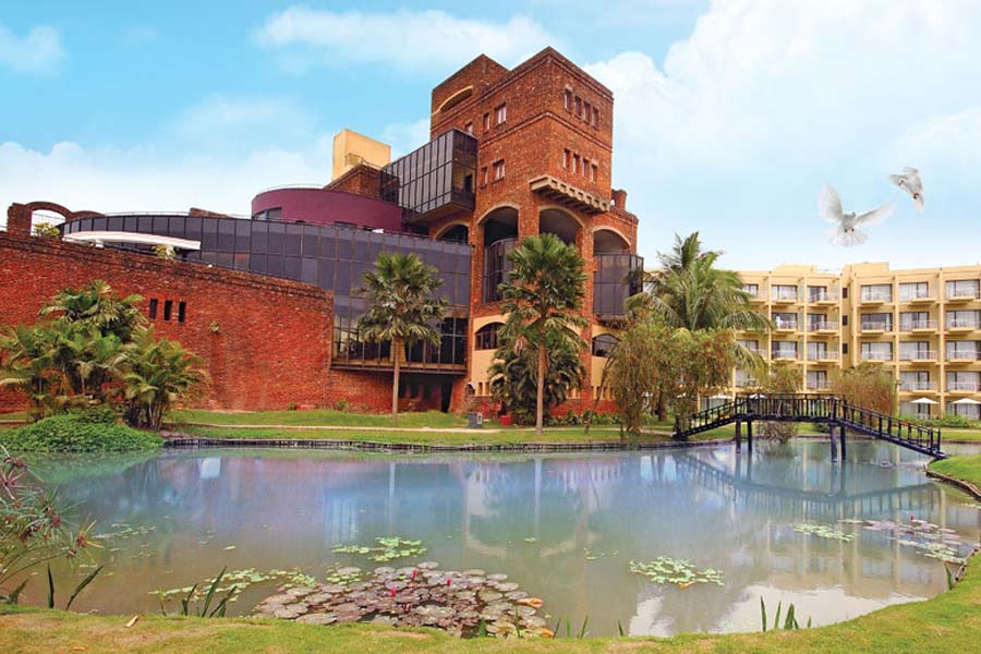 Image of Fort Resort.