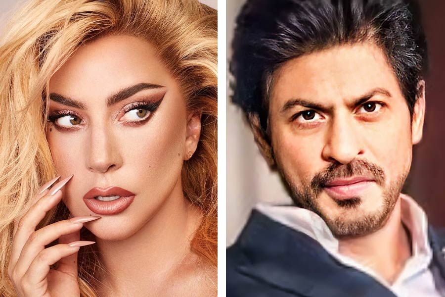 Shah Rukh khan forced lady gaga to take his watch old video surface on internet 
