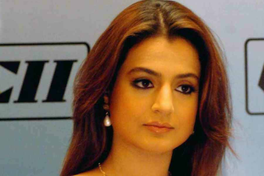 Gadar 2 star Ameesha Patel makes shocking confession against the film despite its Box Office success