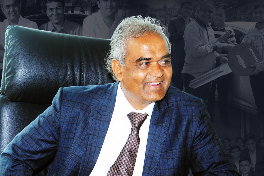 All you need to know about Dravya Dholakia, who chose to work at bakery despite being son of rich father