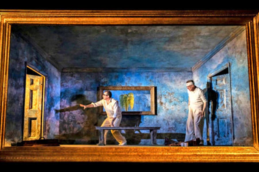 শিল্প: স্টাম্পড নাটকের দৃশ্য।