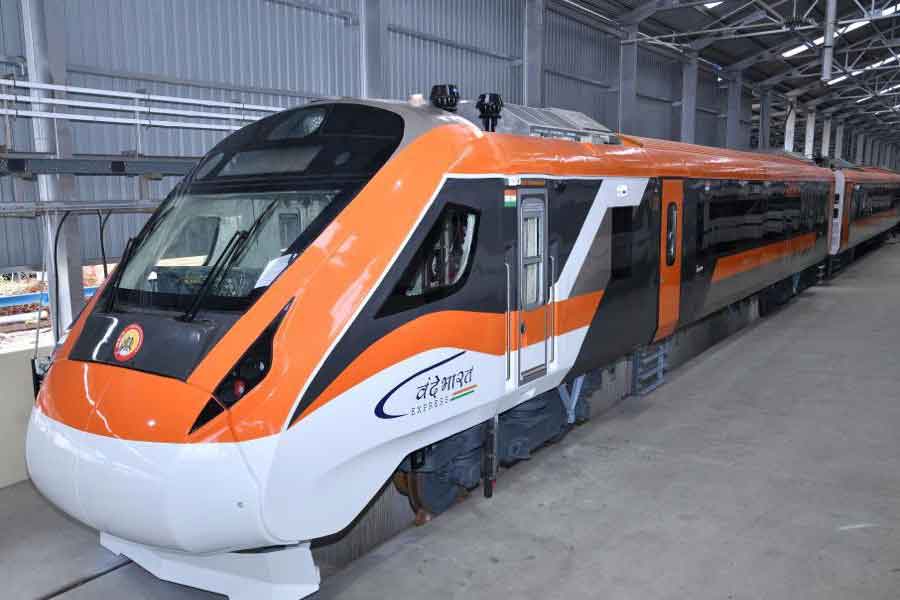 New Vande Bharat express will run in Howrah-Patna route, trialrun may occur on Saturday