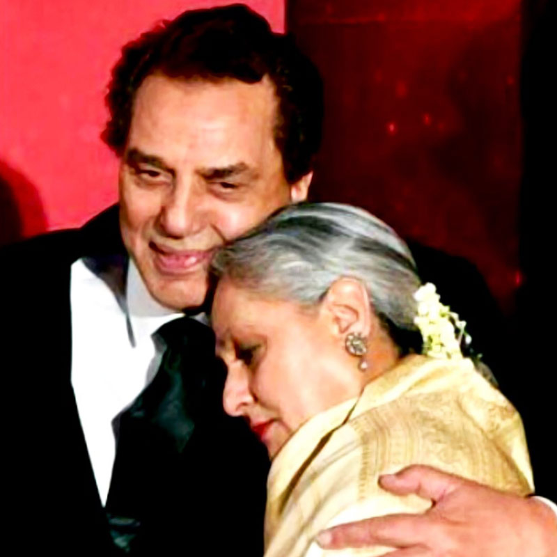 Image of Jaya Bachchan and Dharmendra