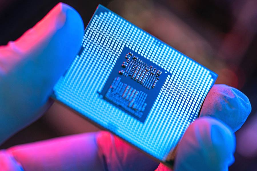 What China is planning against The US in the chip making market