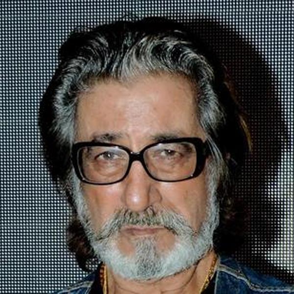 ভিডিয়োতে এক মহিলাকে উদ্দেশ করে শক্তিকে বলতে শোনা যায়, ‘‘তুমি যদি অভিনয়ে নামতে চাও তা হলে আমি যা বলব তোমাকে তা-ই করতে হবে। তোমার সঙ্গে ঘনিষ্ঠ হতে চাই আমি।’’ শক্তি স্বীকার করেন যে তিনি তিন জন বলি অভিনেত্রীর সঙ্গেও শারীরিক ভাবে ঘনিষ্ঠ হয়েছেন।