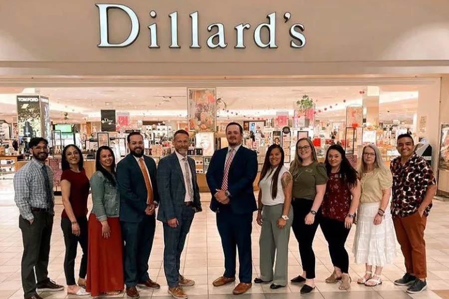 Image of departmental store Dillard's employees