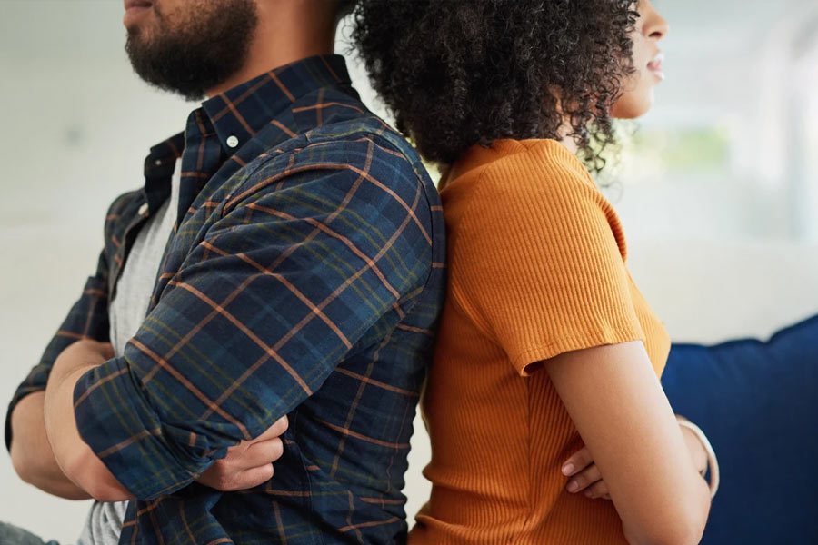 Representational image of couple