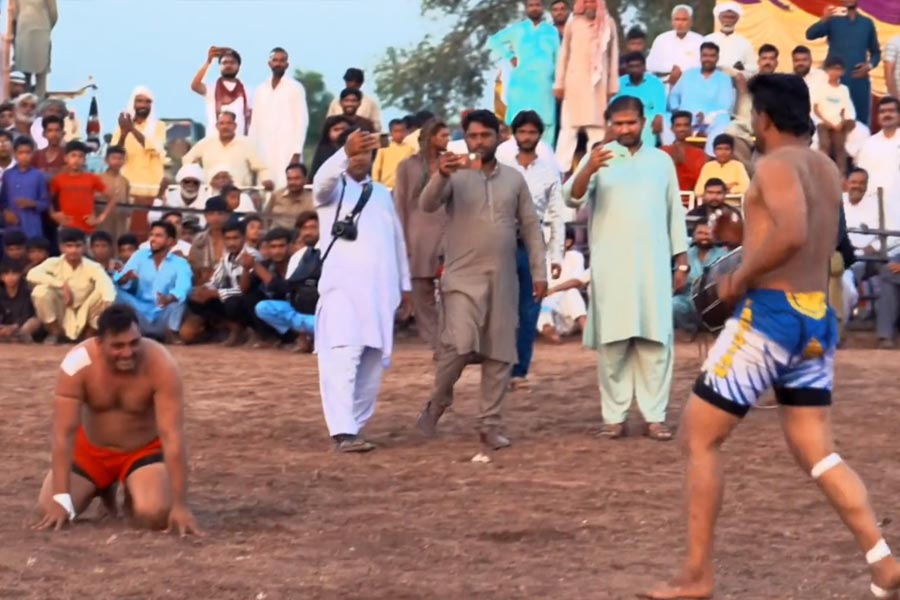 Viral video of Pakistan’s Slap Kabaddi that is gaining popularity in that country