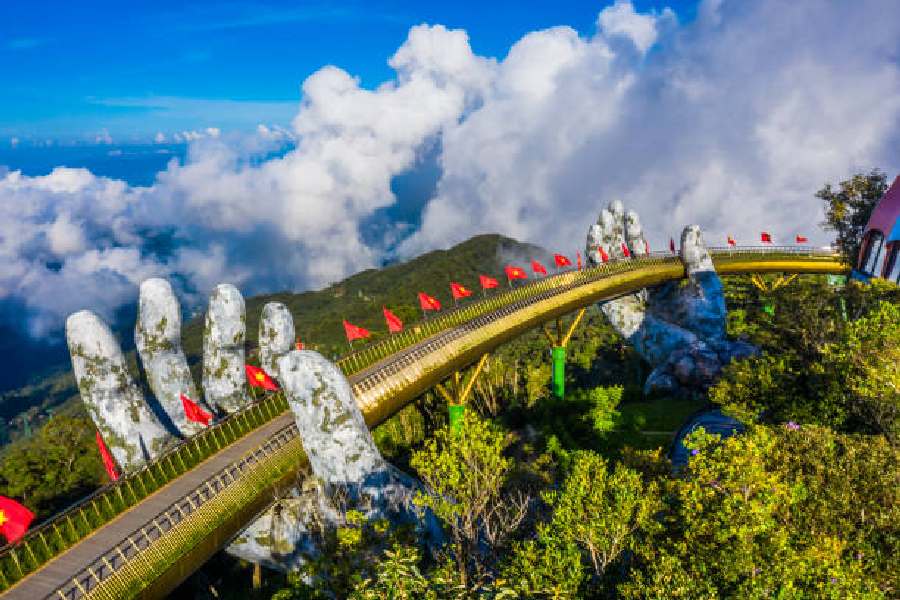 Image of Golden Bridge, Vietnam 