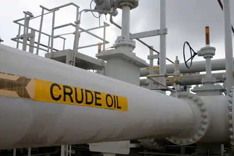 Despite record purchase discount in Russian oil for India plunges.