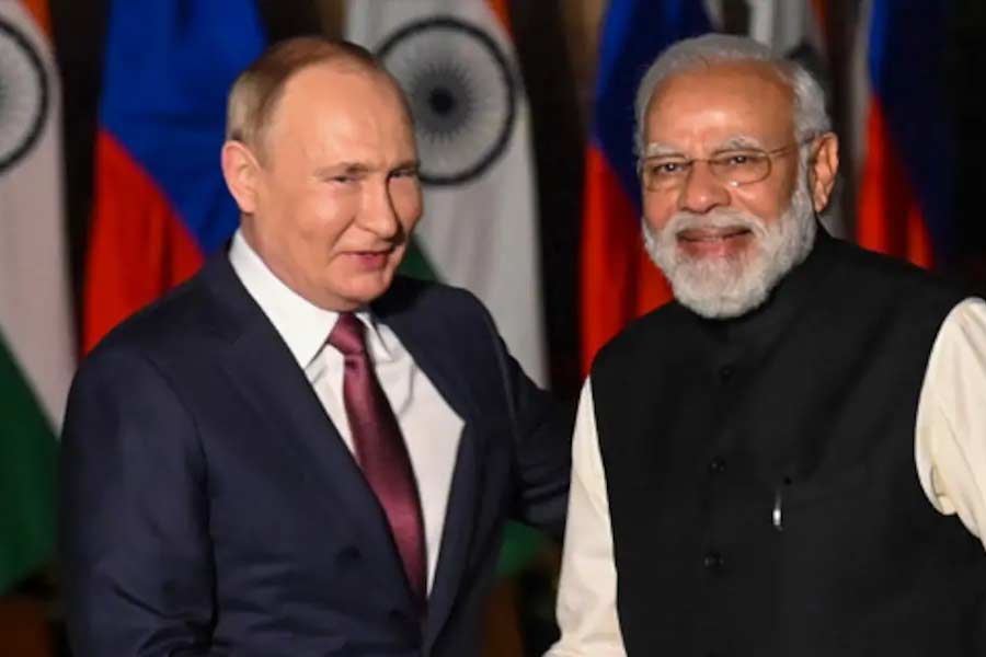 Despite record purchase discount in Russian oil for India plunges.