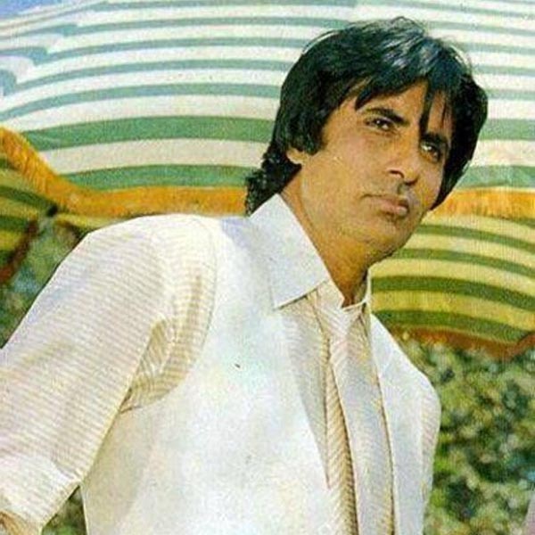 Amitabh Bachchan | Bollywood Actor Amitabh Bachchan Folded His Hands In ...